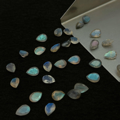 Natural Labradorite Cut Pear Shape Calibrated | Cut Gemstone Healing Crystal | Raw Gemstone for Jewelry making | Unique Gemstone Cut - Silverhubjewels