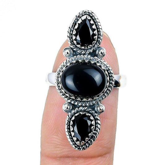 3 Black Onyx Gemstone Ring
